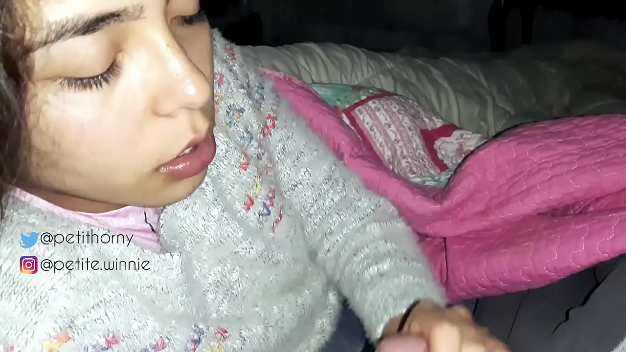 ما د خپل میړه ټول راټول شوي شیدې تیرې کړې - د ژمې سره ژبه ښودل