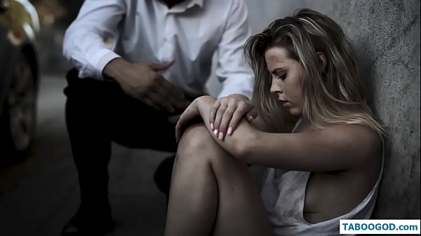 کینکۍ کیسې: بې کوره ځوانه نجلۍ